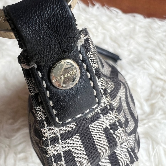 Authentic Rare Givenchy Mini handbag Tassel - Picture 12 of 16